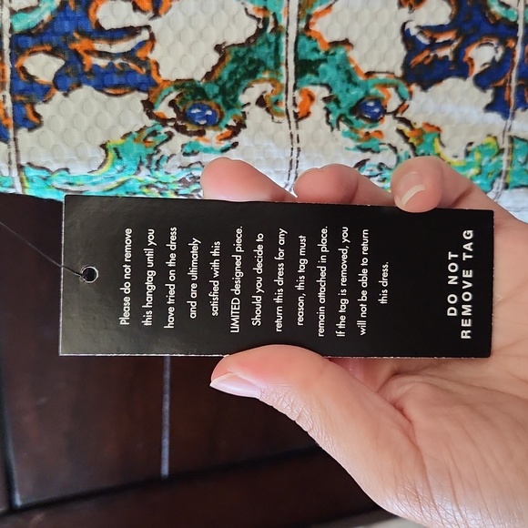 The Limited sleeveless Tuscan dress - Picture 7 of 7